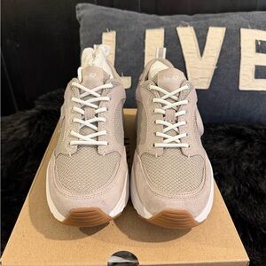 Stylish Coach Sneakers New With Box Size 7